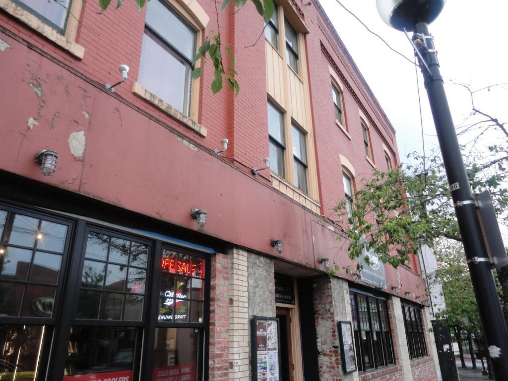 Cambie Hostel Nanaimo Eksteriør billede
