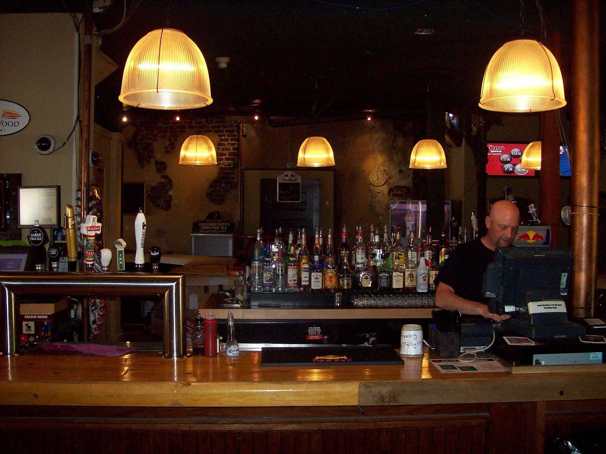 Cambie Hostel Nanaimo Eksteriør billede